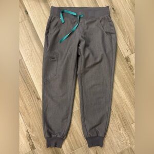 figs scrub joggers